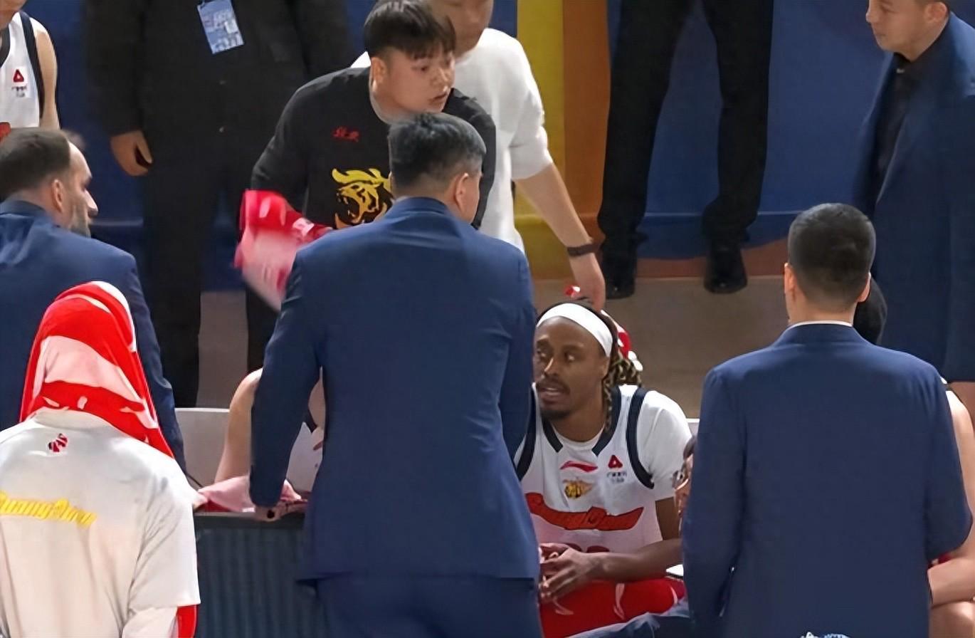 欧冠决赛下注-全明星MVP0分，三分赛冠军投不进三分球，杜锋一手好牌打得稀碎